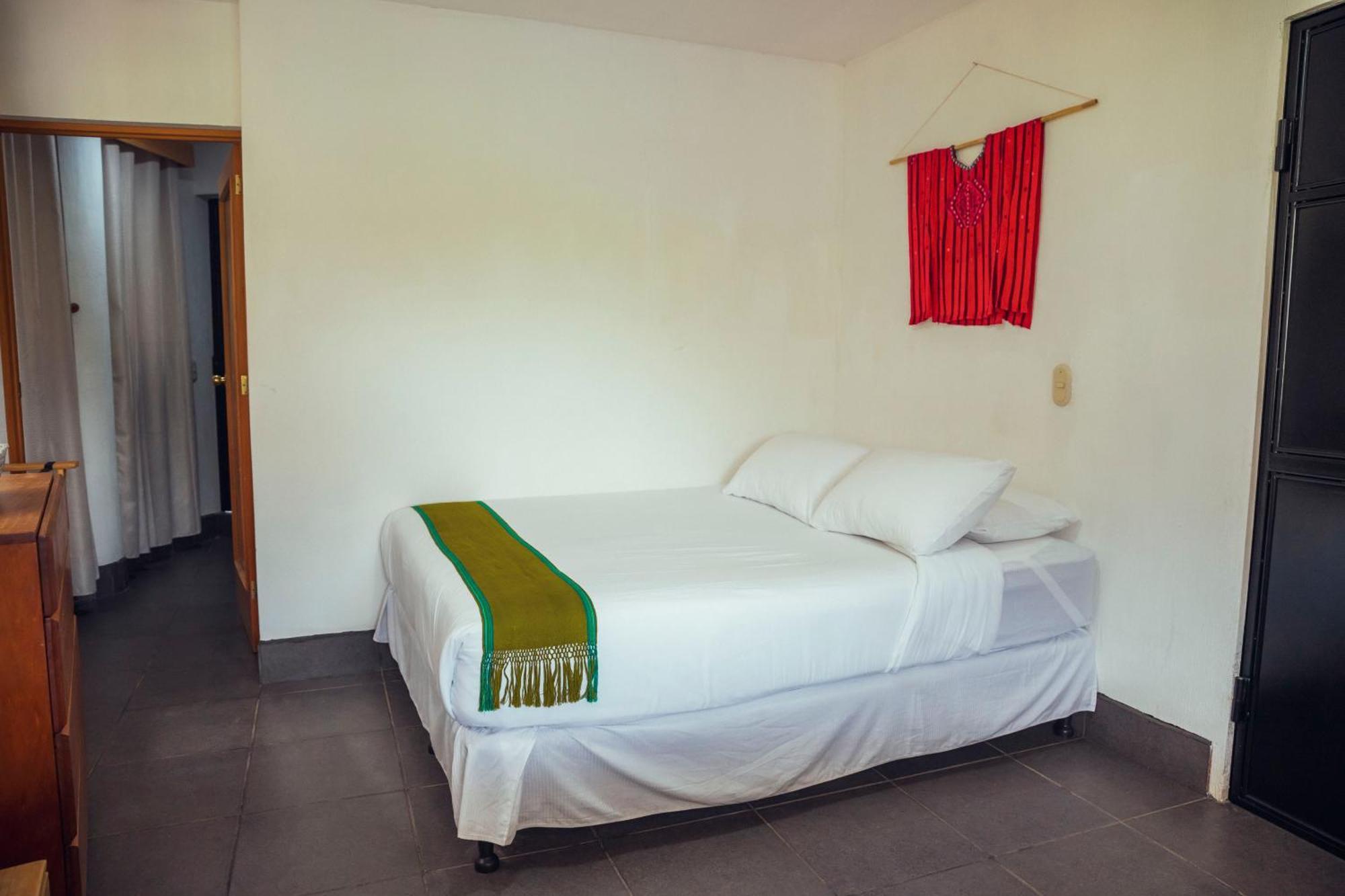 El Dragon Hotel 산 마르코스 라 라구나 외부 사진