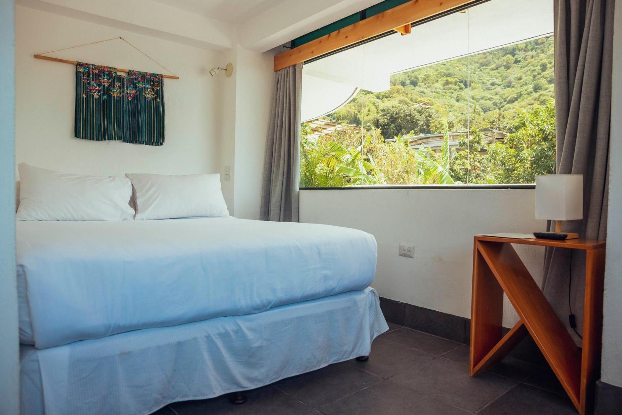El Dragon Hotel 산 마르코스 라 라구나 외부 사진