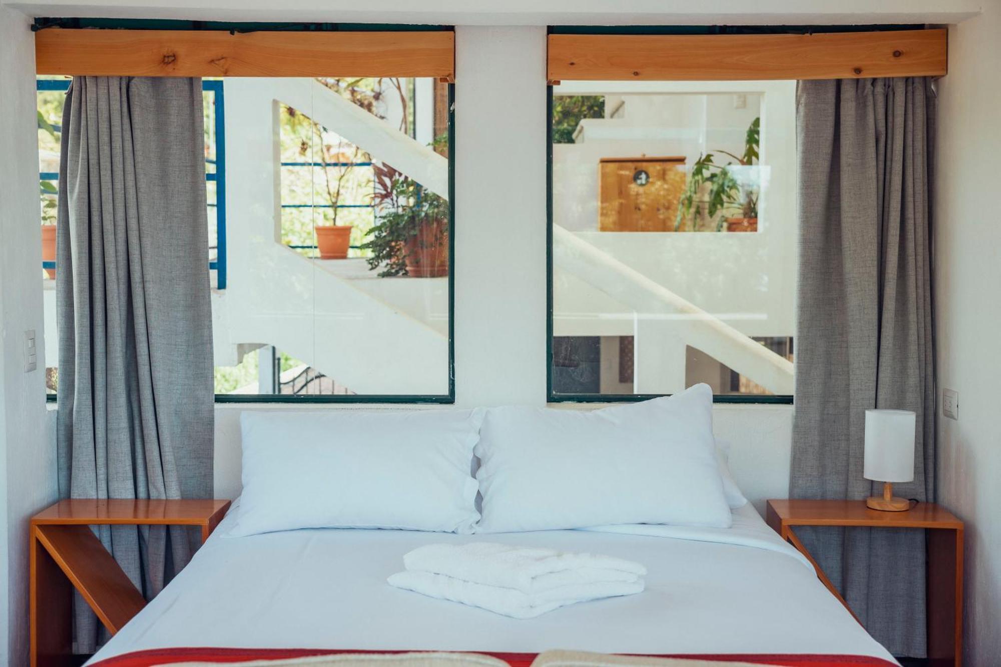 El Dragon Hotel 산 마르코스 라 라구나 외부 사진