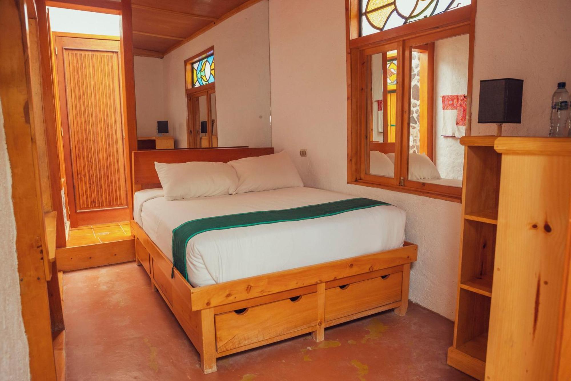 El Dragon Hotel 산 마르코스 라 라구나 외부 사진